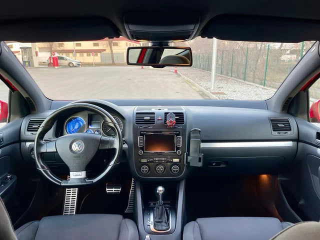 VOLKSWAGEN GOLF V GTI RED EDITION