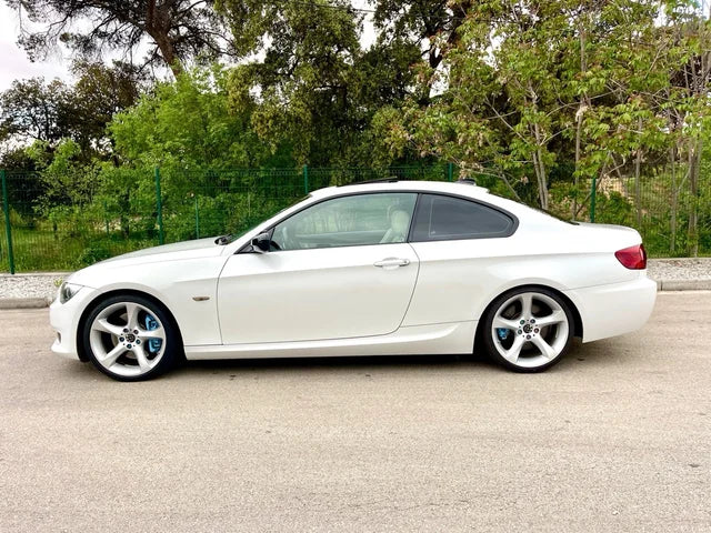 BMW 335i REESTILING 306CV WHITE PEARL(VENDIDO)